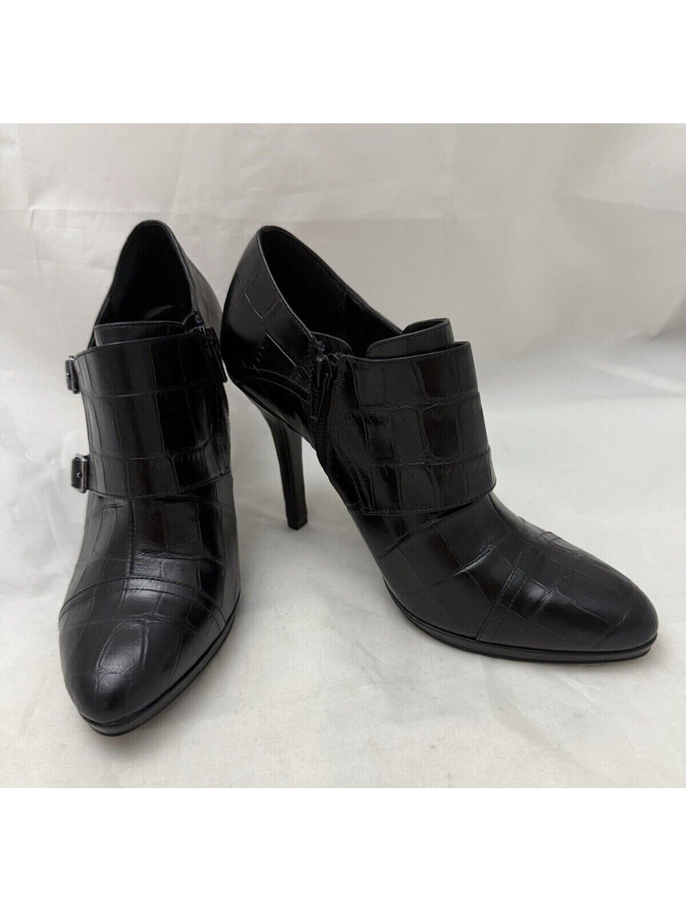 Lauren Ralph Lauren Latisha Zip Ankle Boots Size 7B Black Croc Embossed Leather